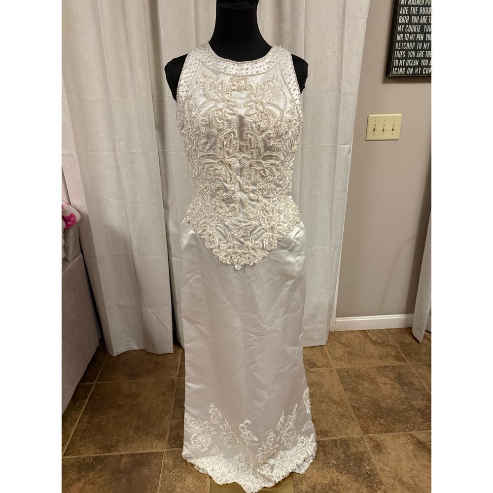 Wedding Dress with Detachable Train Size 14